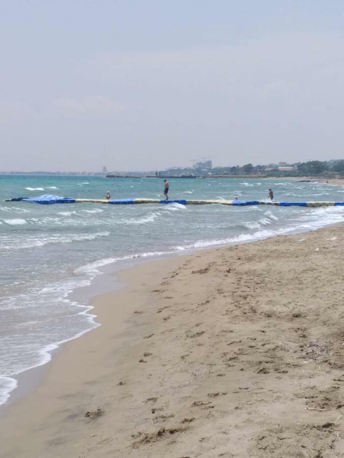 Sunrise Beach Club Gastria Bagian luar foto