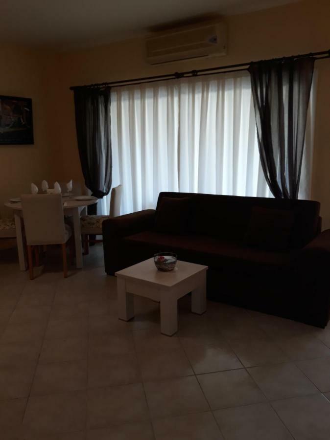 Sunrise Beach Club Gastria Bagian luar foto